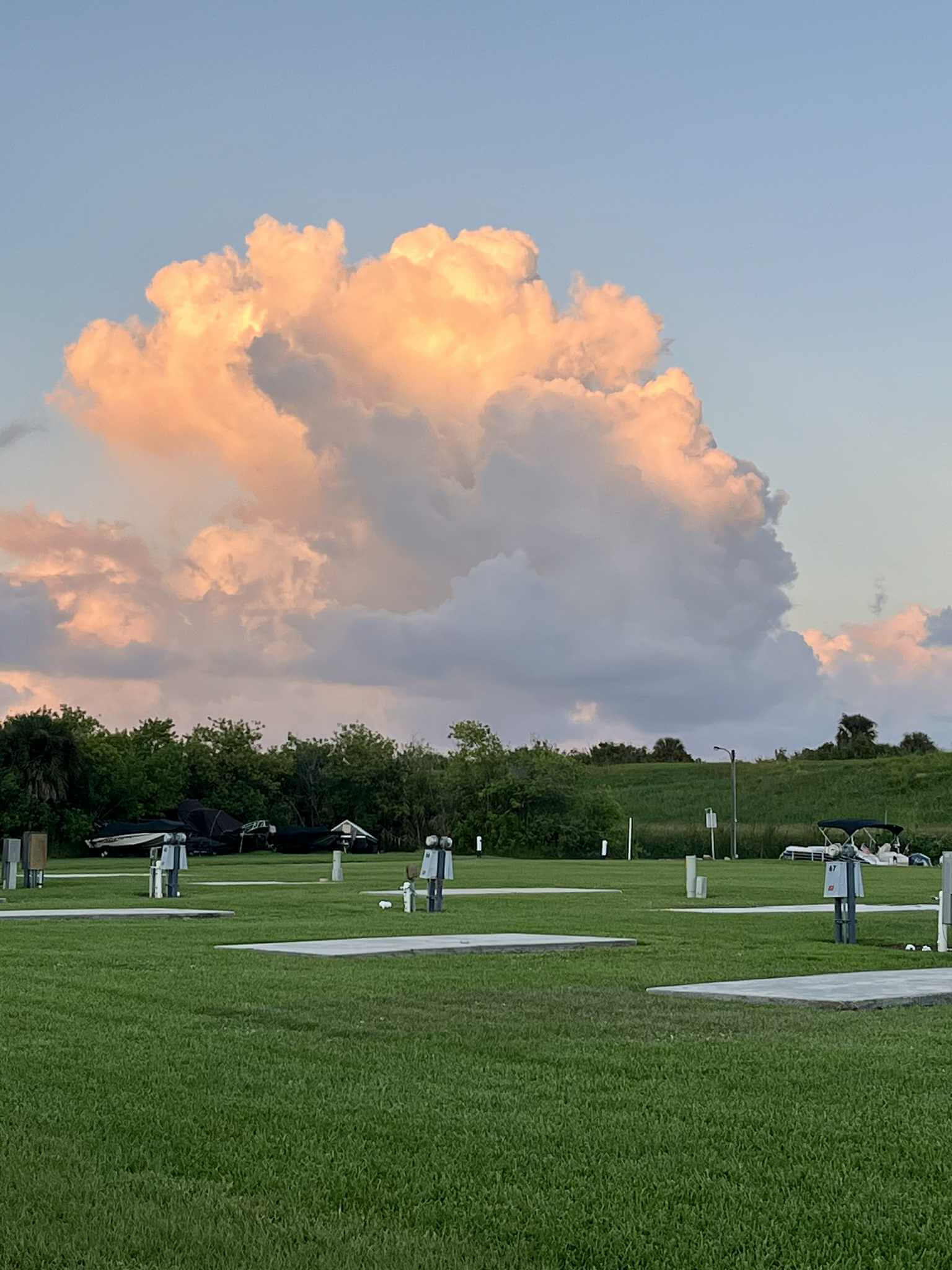 RV Sites (1) Large, well-spaced Okeechobee, FL Mobile Homes